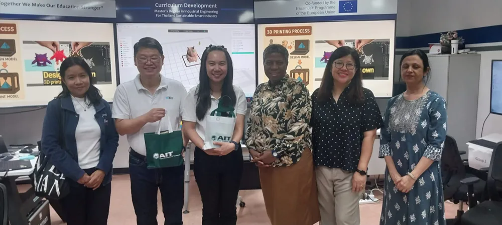 WhatsApp Image 2025-12-01 at 12.44.43 (1)-min