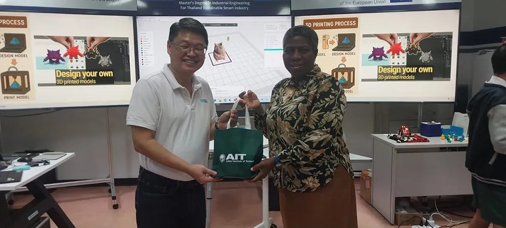 WhatsApp Image 2025-12-01 at 12.44.45-min