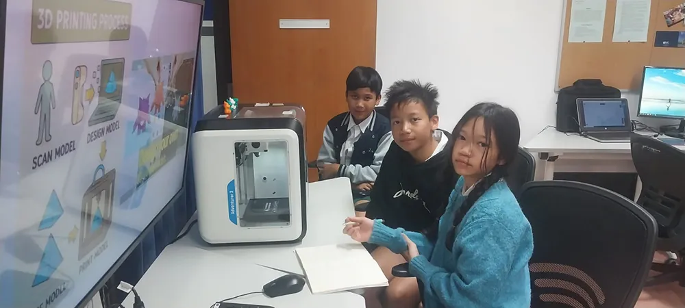 WhatsApp Image 2025-12-01 at 12.44.53 (2)-min