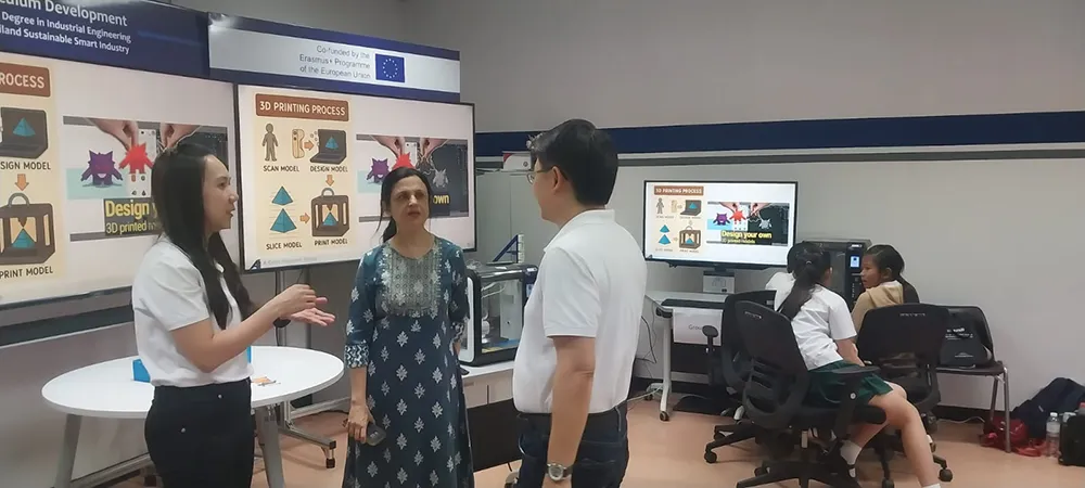 WhatsApp Image 2025-12-01 at 12.44.53-min