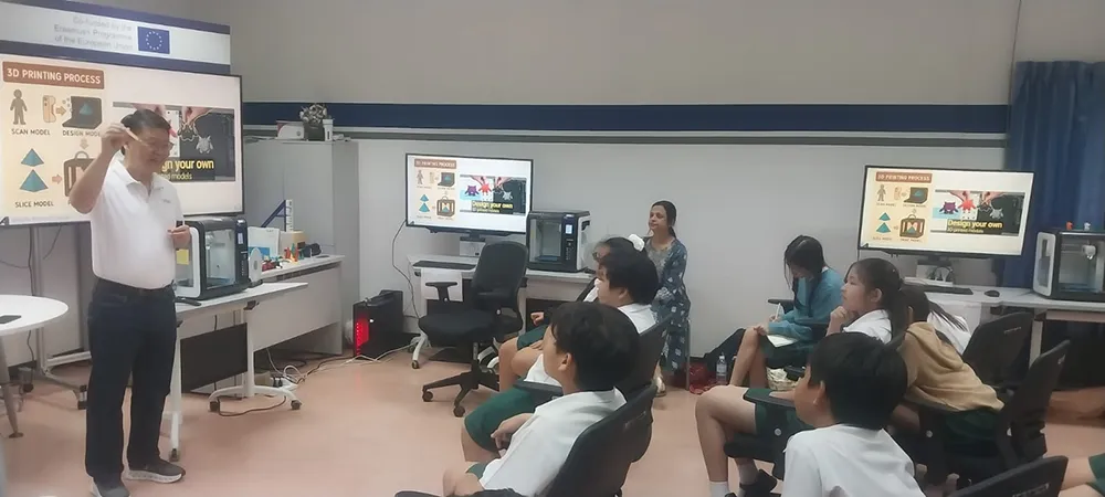 WhatsApp Image 2025-12-01 at 12.44.55 (2)-min