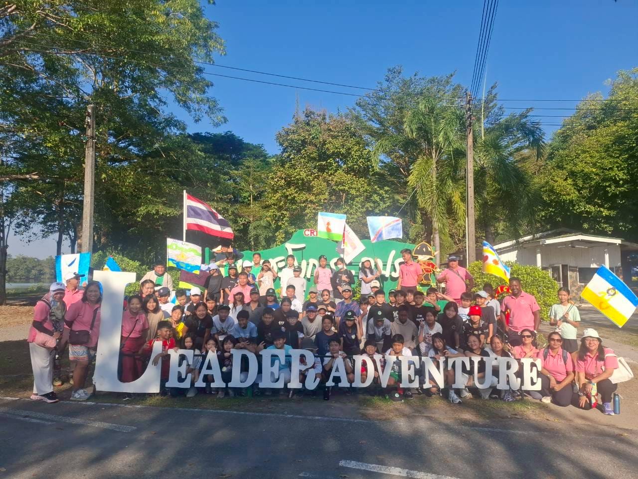 LINE_ALBUM_camp_251210_104