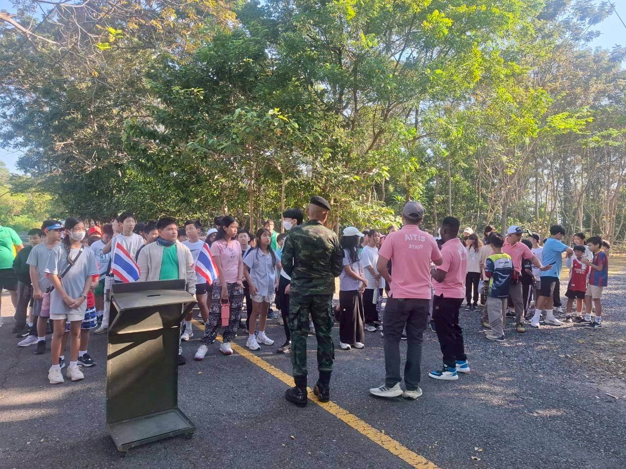 LINE_ALBUM_camp_251210_110