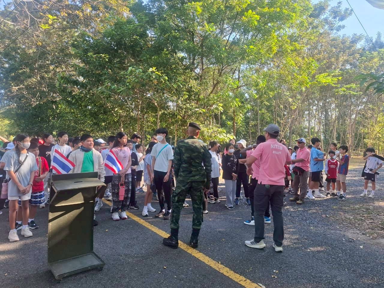 LINE_ALBUM_camp_251210_111