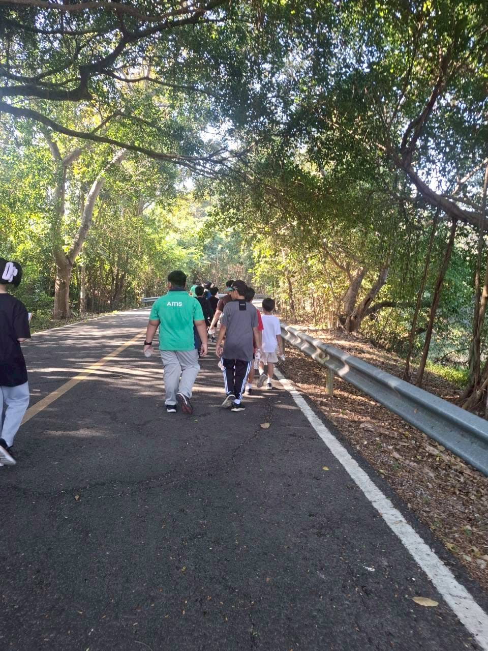 LINE_ALBUM_camp_251210_125