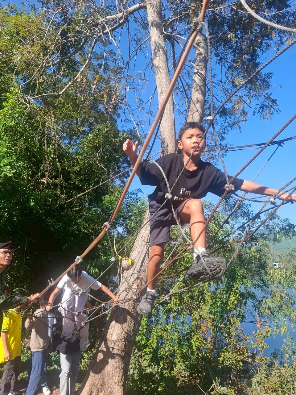 LINE_ALBUM_camp_251210_129