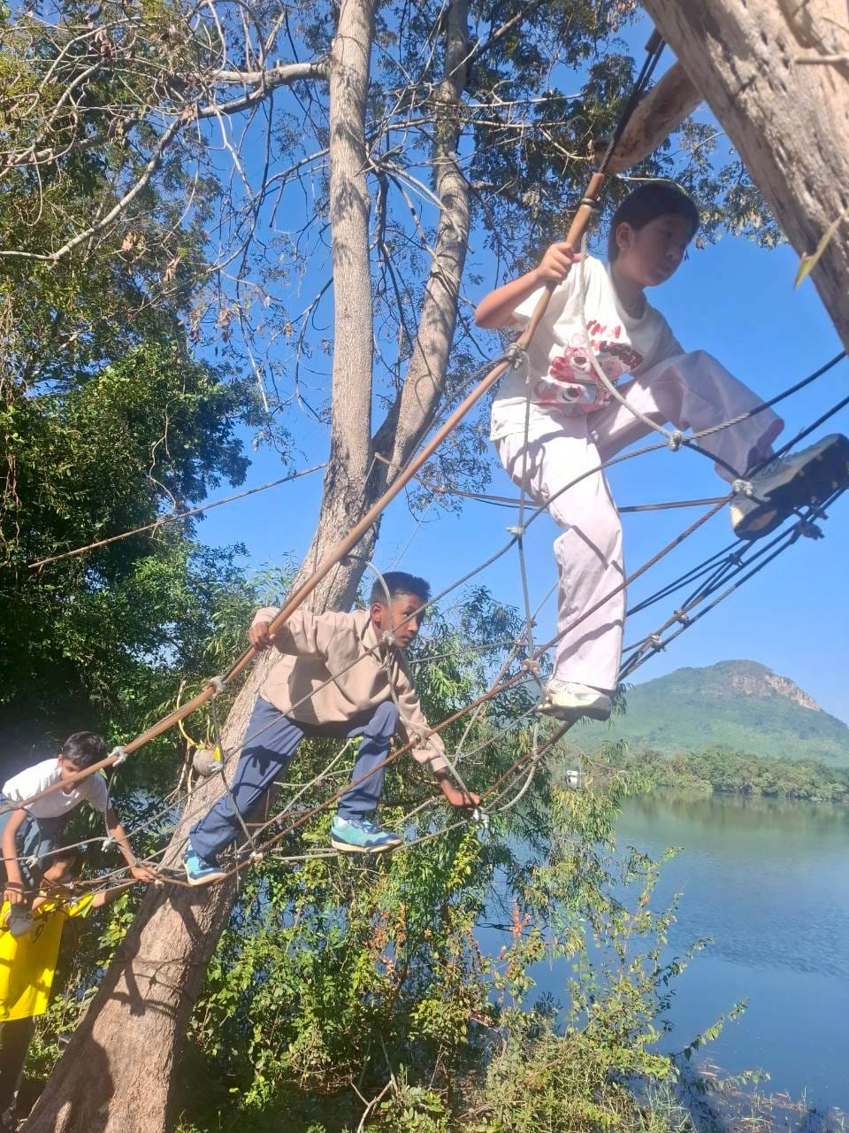 LINE_ALBUM_camp_251210_131