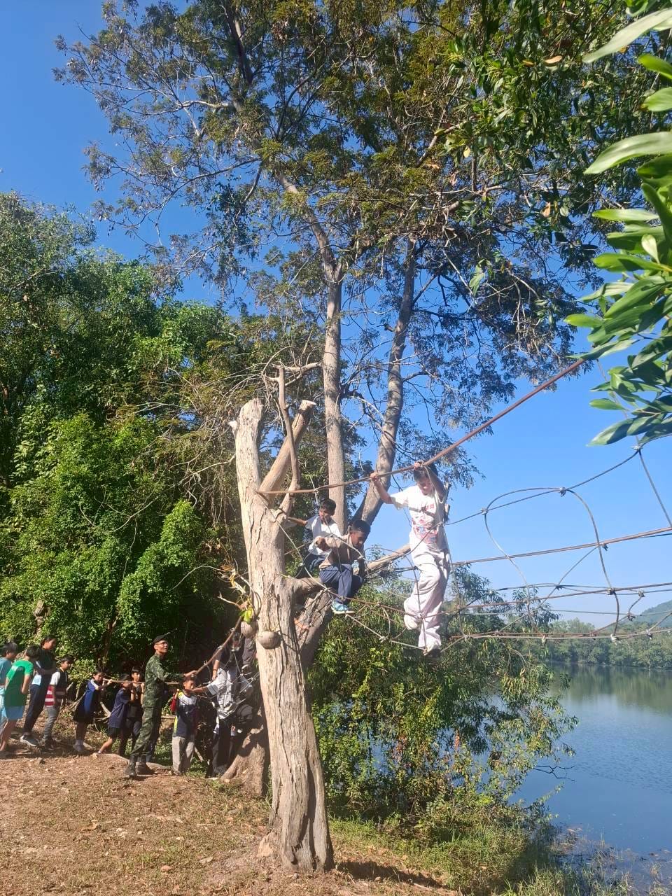 LINE_ALBUM_camp_251210_134