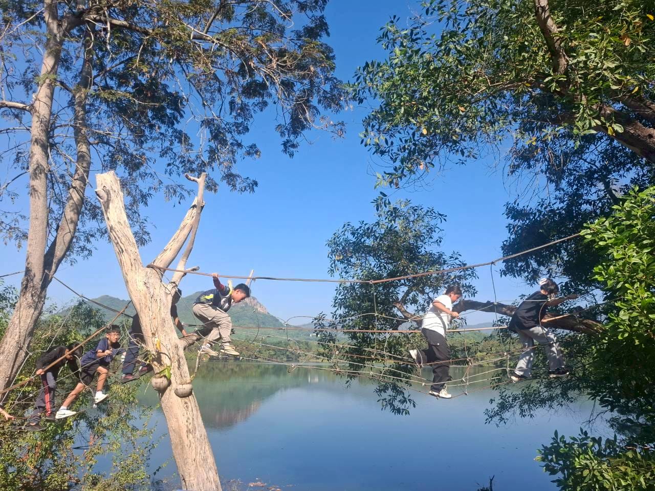 LINE_ALBUM_camp_251210_141