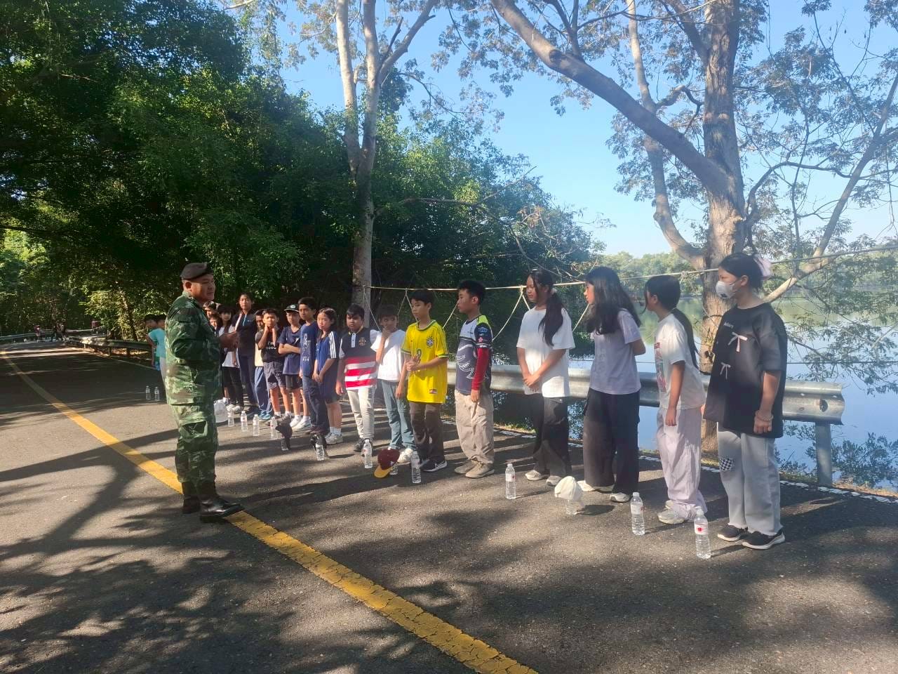 LINE_ALBUM_camp_251210_147