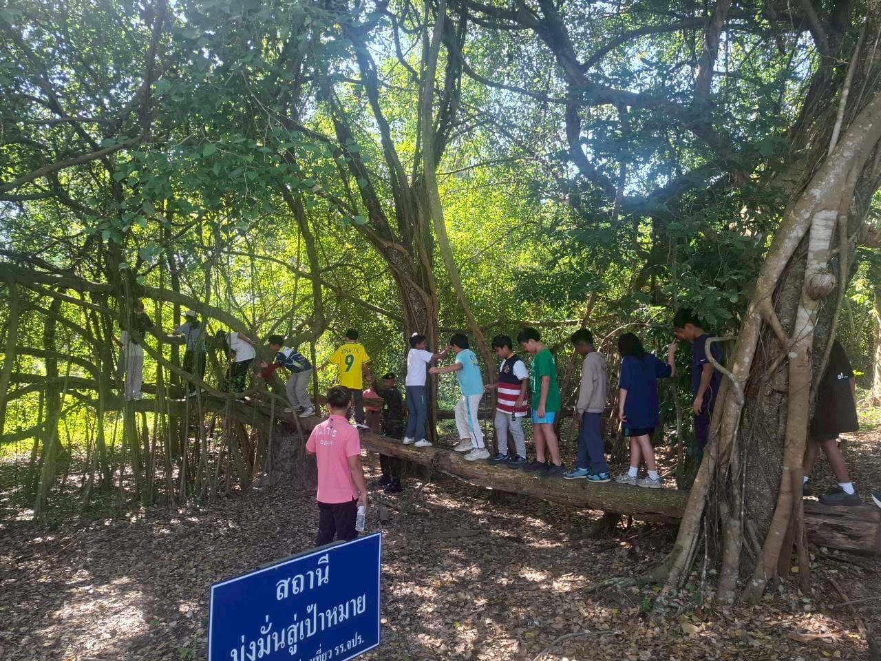 LINE_ALBUM_camp_251210_157