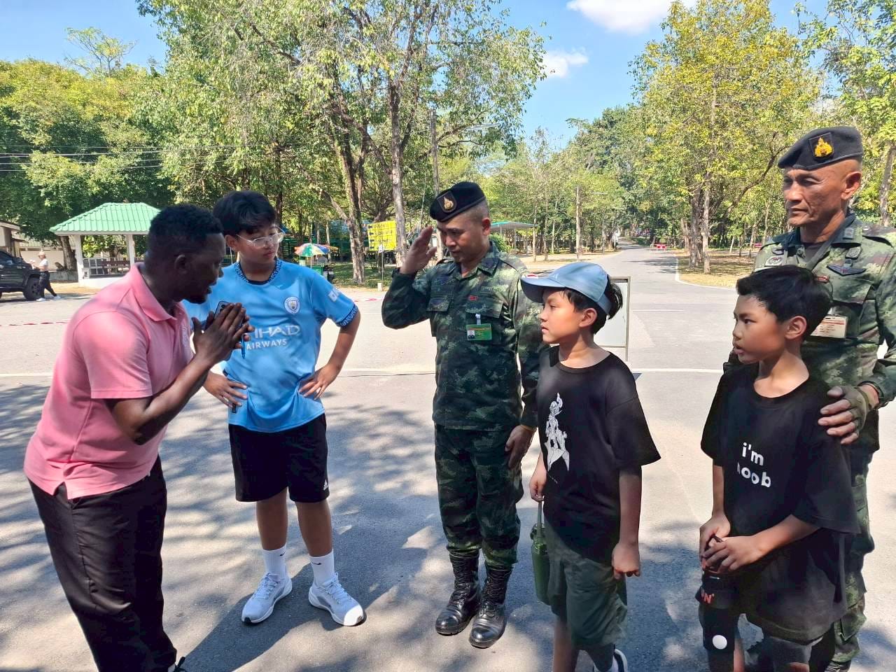 LINE_ALBUM_camp_251210_174