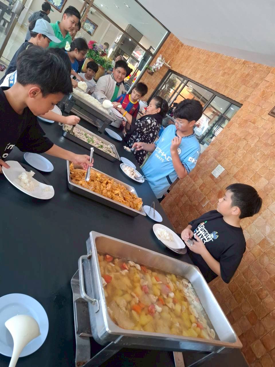 LINE_ALBUM_camp_251210_178