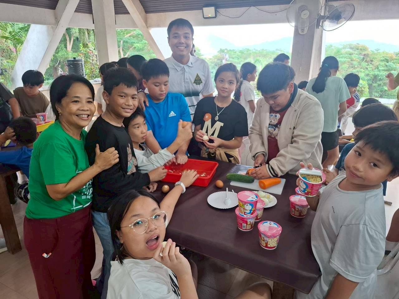 LINE_ALBUM_camp_251210_189