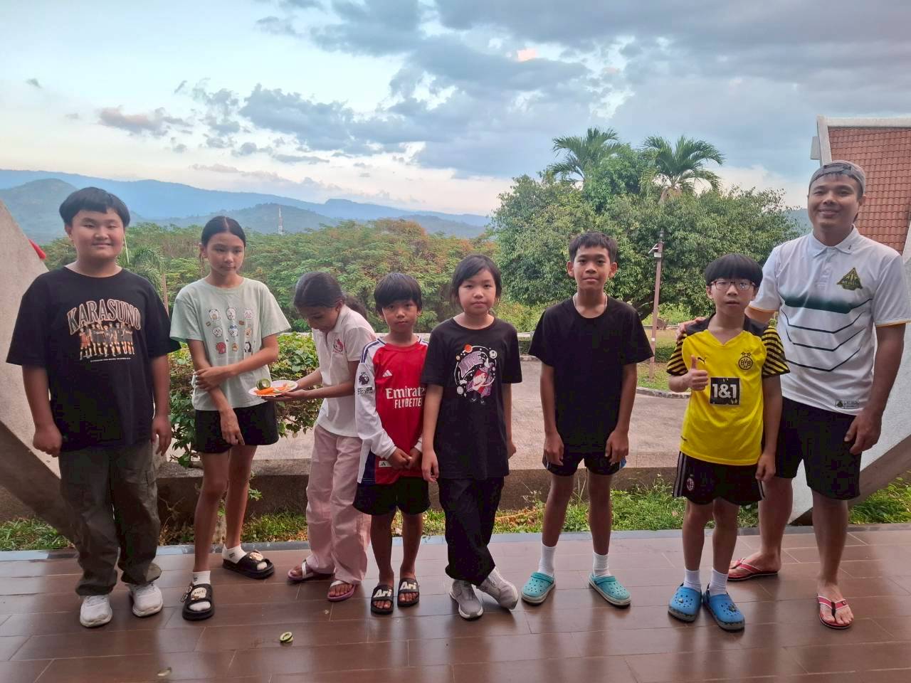 LINE_ALBUM_camp_251210_202