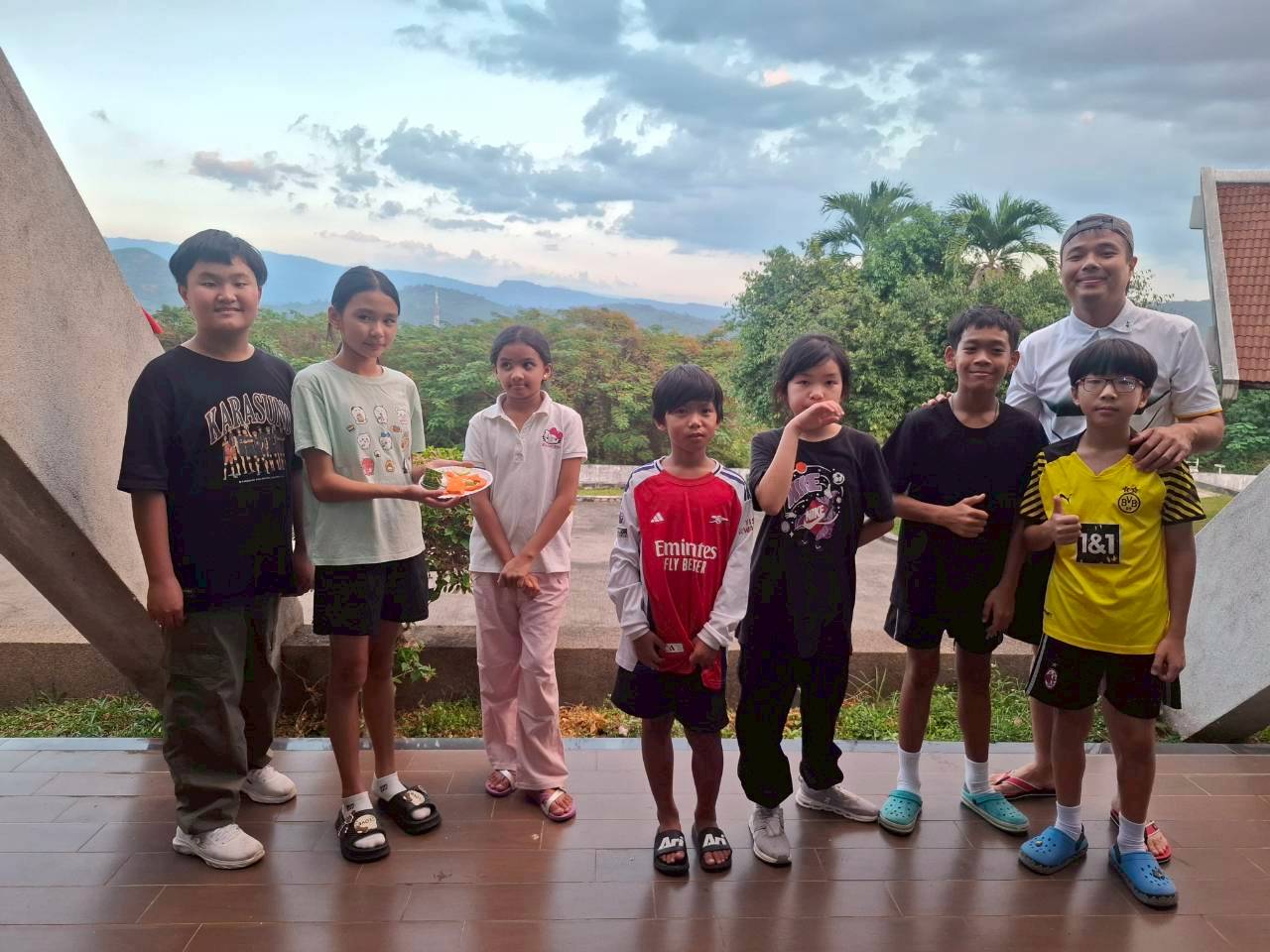 LINE_ALBUM_camp_251210_203