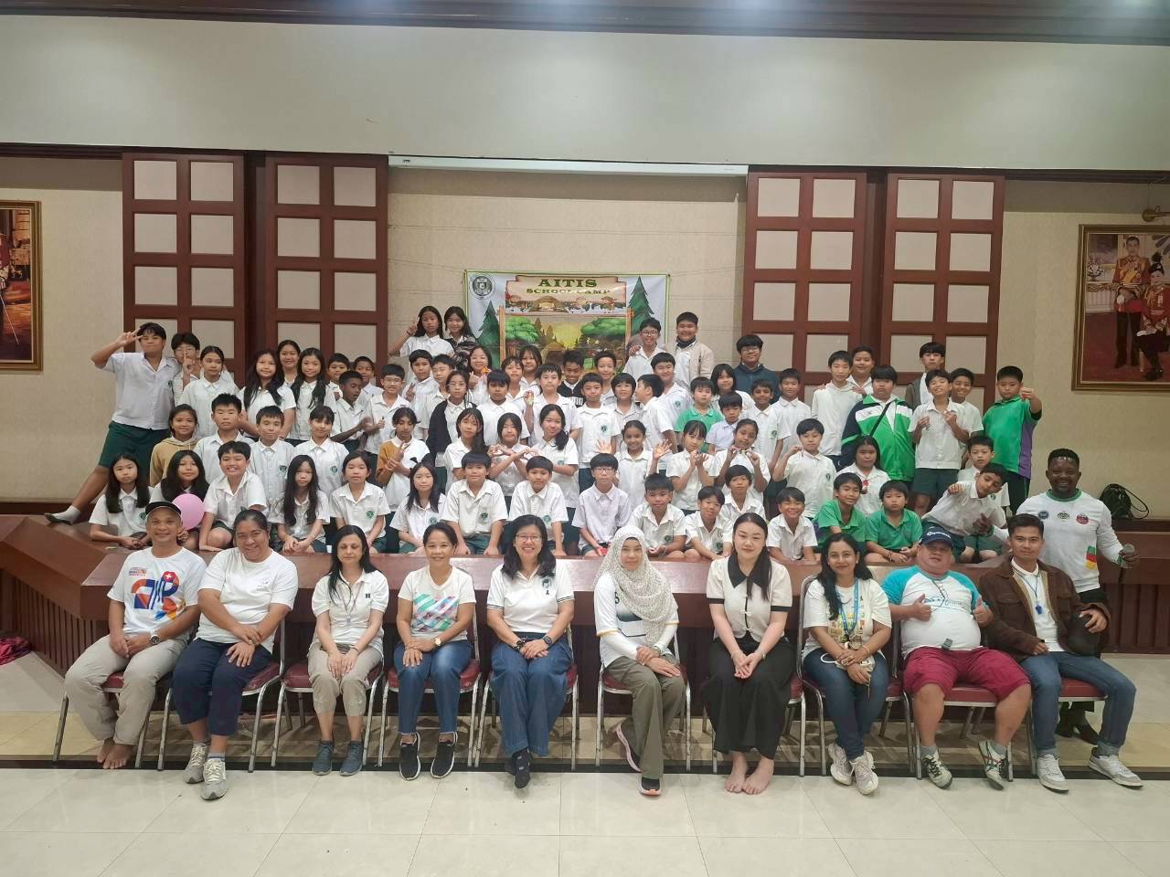 LINE_ALBUM_camp_251210_279