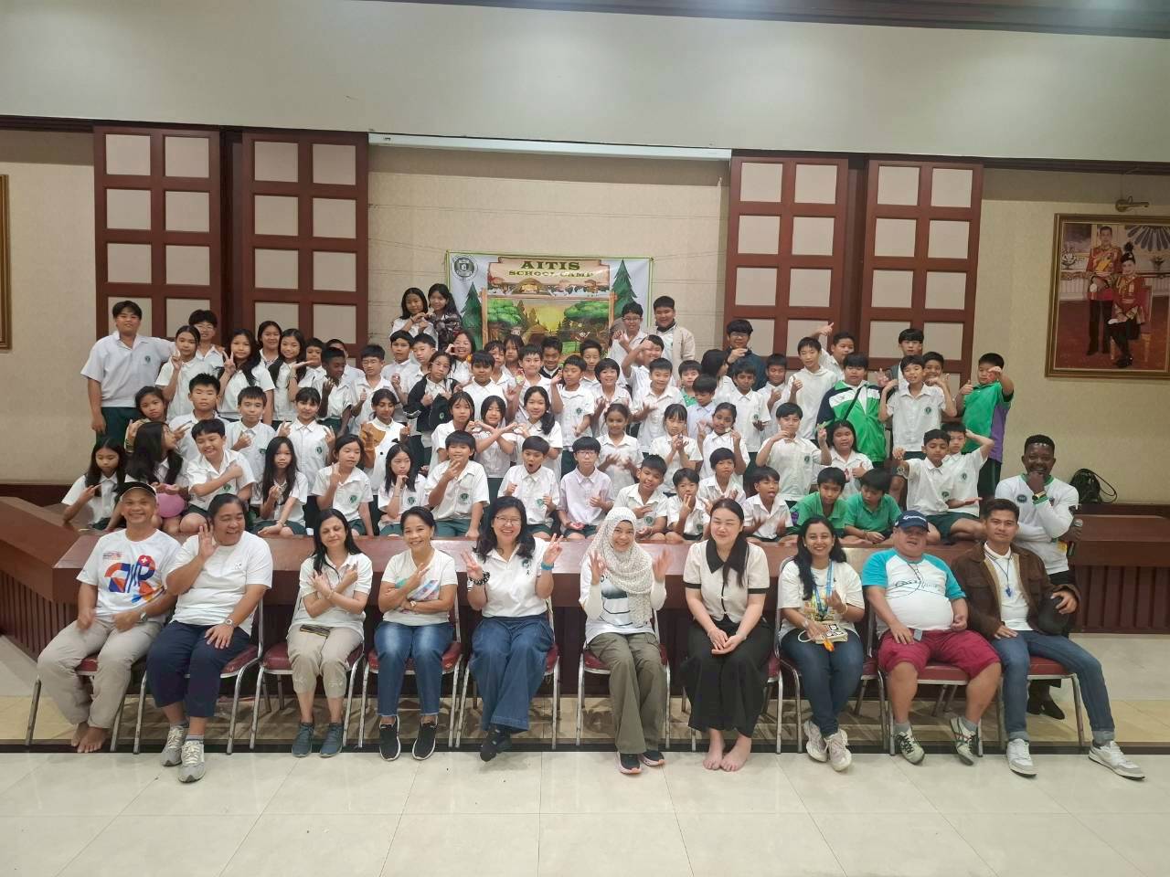 LINE_ALBUM_camp_251210_285