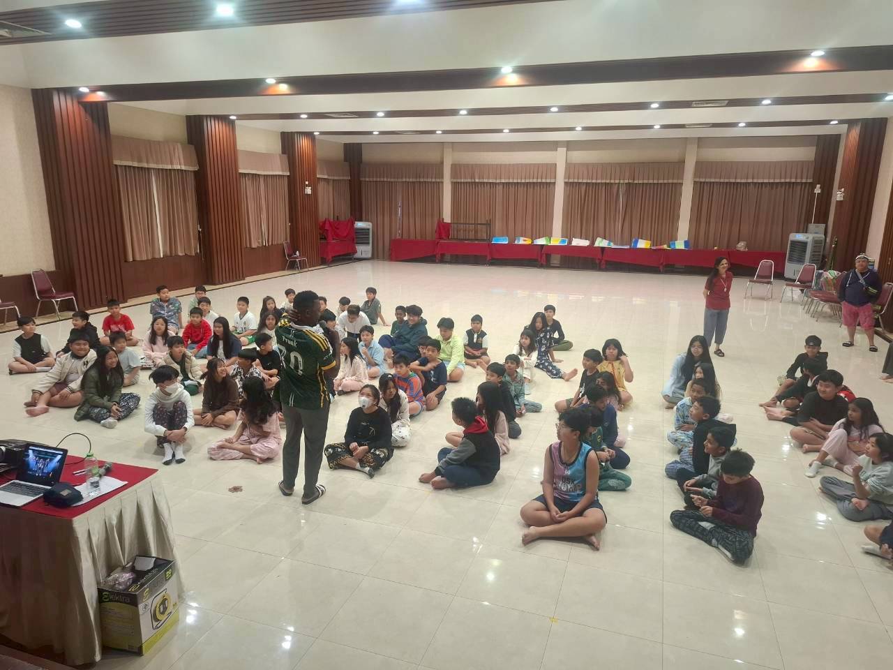 LINE_ALBUM_camp_251210_75