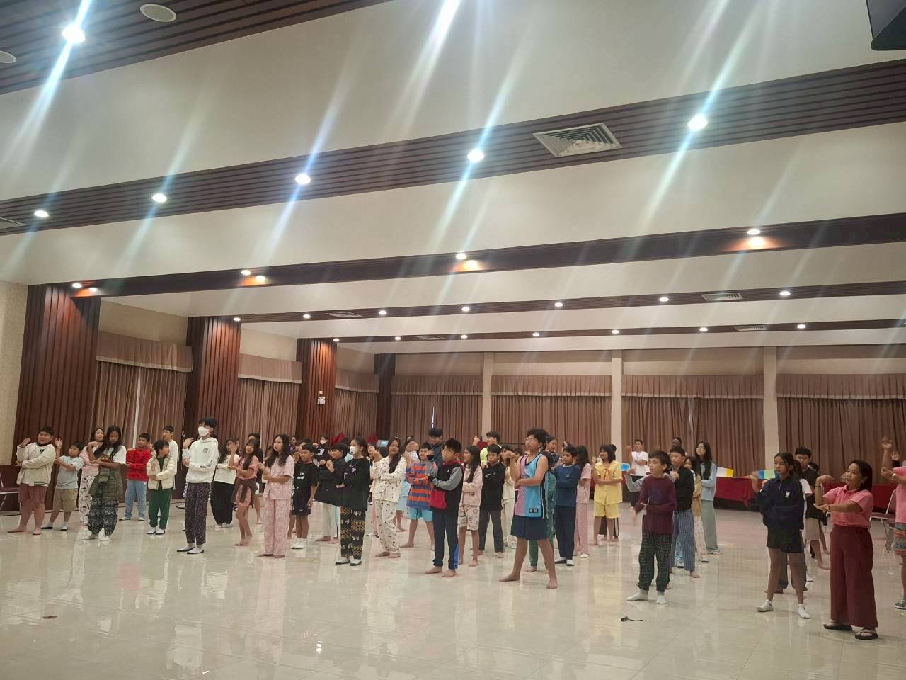 LINE_ALBUM_camp_251210_78