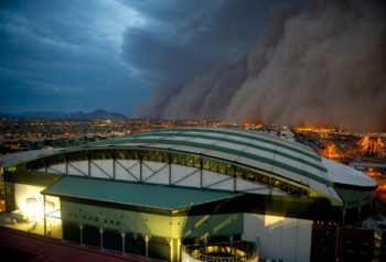 dust-storm-chase-field-e1536040947773