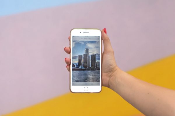 React native หรือ Flutter เราควรเลือกใช้ตัวไหนในการสร้าง Mobile app ดี?