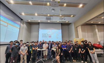 คุณไพบูลย์ พนัสบดี นายกสมาคมโปรแกรมเมอร์ไทย เข้าร่วมงาน NoSQL Meetup @Bangkok ณ Agoda Office at Central World จัดโดยความร่วมมือระหว่าง สมาคมโปรแกรมเมอร์ไทย ร่วมกับ Couchbase และ Agoda ในฐานะ community ประเทศไทย กับบริษัท Couchbase บริษัทสหรัฐอเมริกา