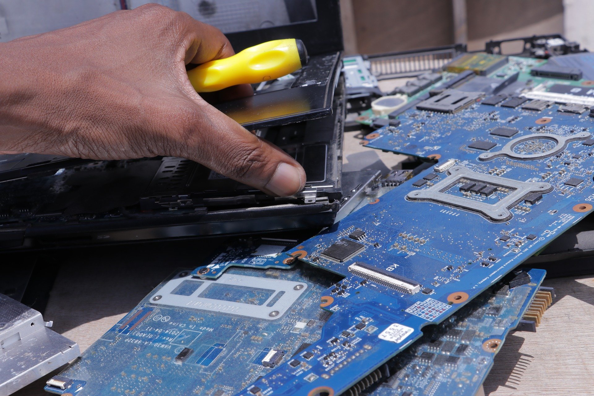 circuit motherboard repair technician NGAV