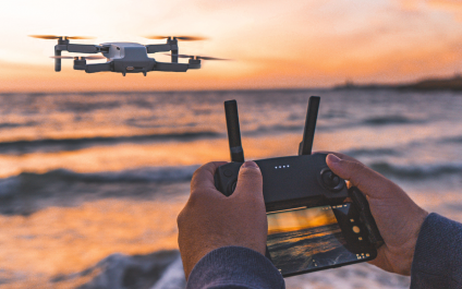 RNZ National – Tech Tuesday with Wallace – Drones