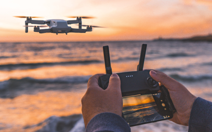 RNZ National – Tech Tuesday with Wallace – Drones