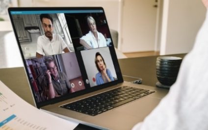 5 Ways to motivate hybrid and remote employees in 2022