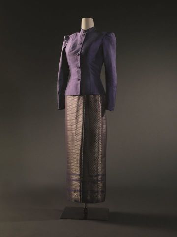 thai-amarin-dress