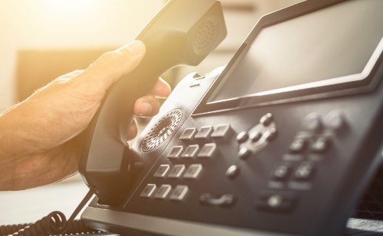 img-3cx-hosted-phone-r1