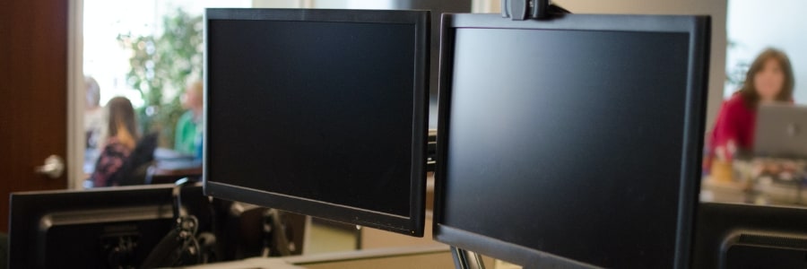 the-perks-dual-monitor-system