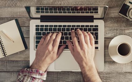 Laptops vs. desktops: Which should your small business use?