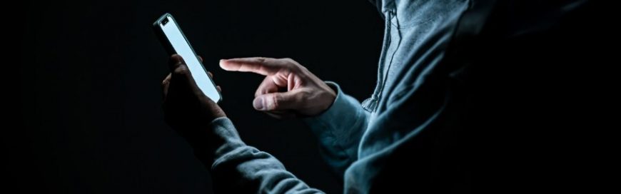 Apple urges iPhone users to upgrade as spyware threat grows