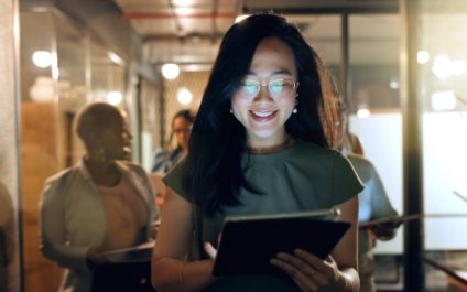 How To Get Out Of Overwhelm And Manage Projects Brilliantly (While Saving Money On IT)