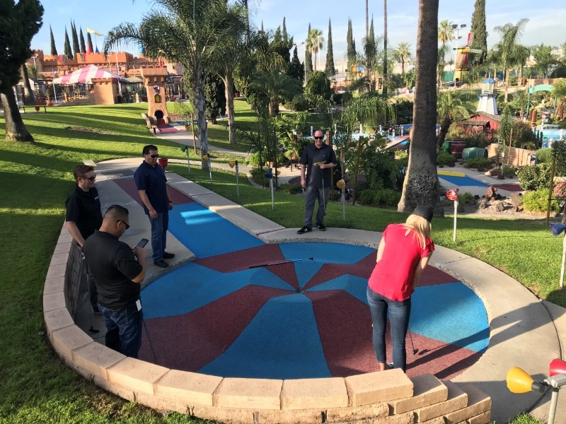EMPLOYEES-WHO-PLAY-TOGETHER-GROW-TOGETHER