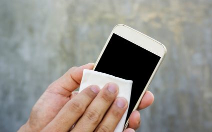 COVID-19: How to properly clean your keyboard, mouse, laptop, smartphone, or tablet