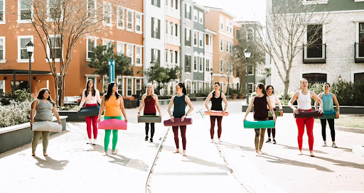 Why Group Fitness Classes Are More Effective Than Working Out Alone