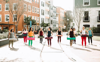 Why Group Fitness Classes Are More Effective Than Working Out Alone