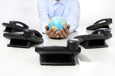 How to Choose a VoIP Telephone Provider for Small Business